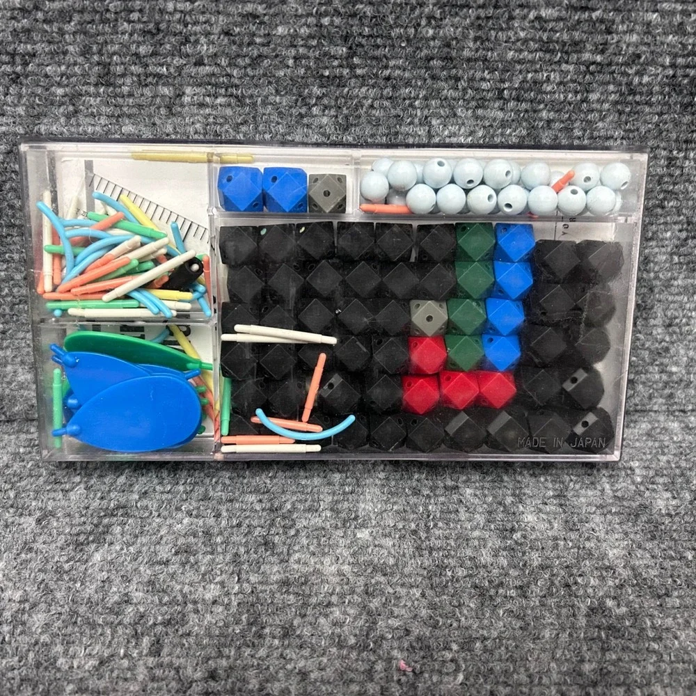 HGS Molecular Structure Model C Set Organic Chemistry W H Freeman 0-7167-1972-X